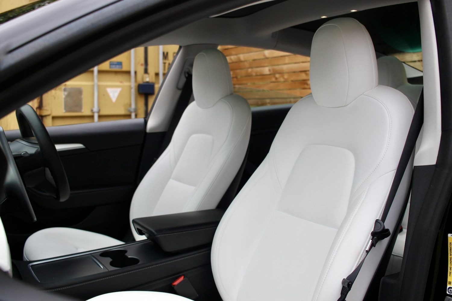 Used Tesla Model 3 2021 for sale - 76769646: Photo 15