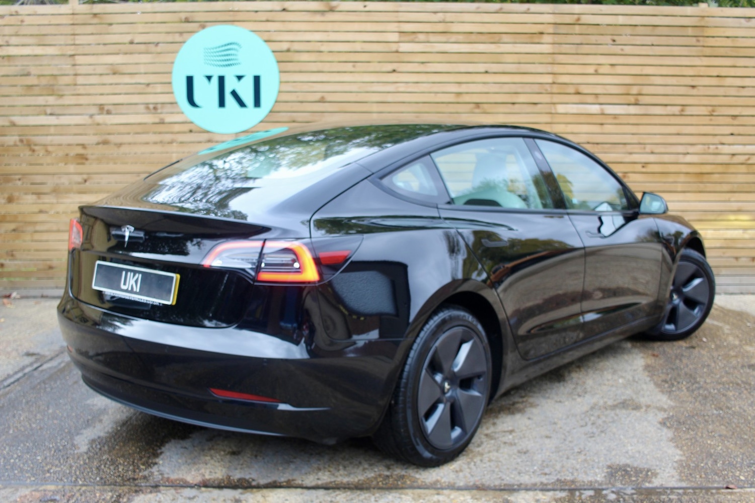 Used Tesla Model 3 2021 for sale - 76769646: Photo 5
