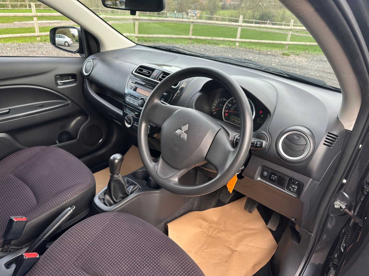 Used Mitsubishi Mirage 2015 for sale - 76627052: Photo 5