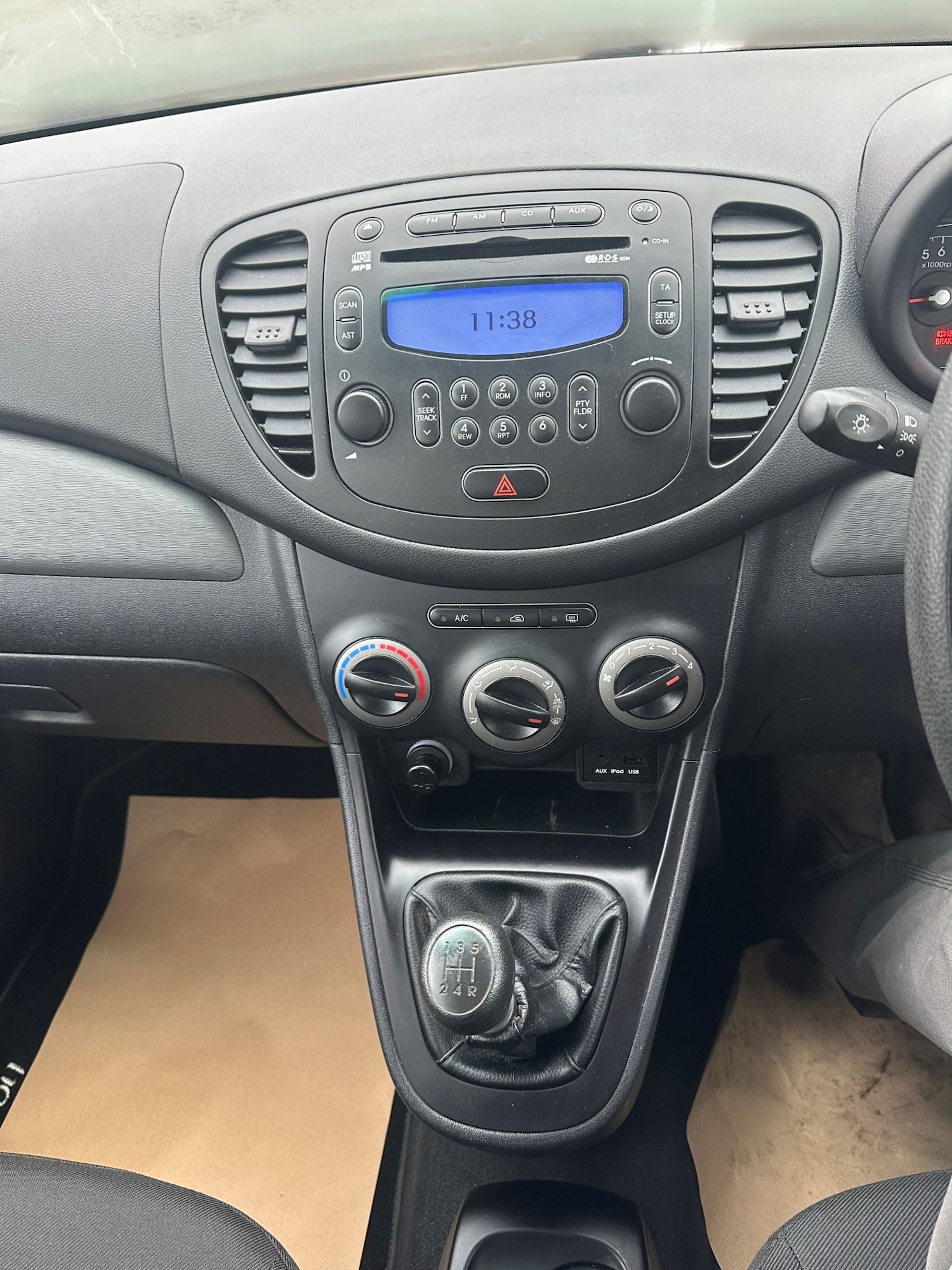 Used Hyundai i10 2014 for sale - 77431618: Photo 11