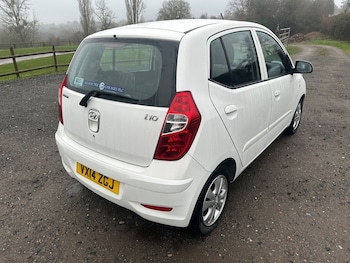 Used Hyundai i10 2014 for sale - 77431618: Photo