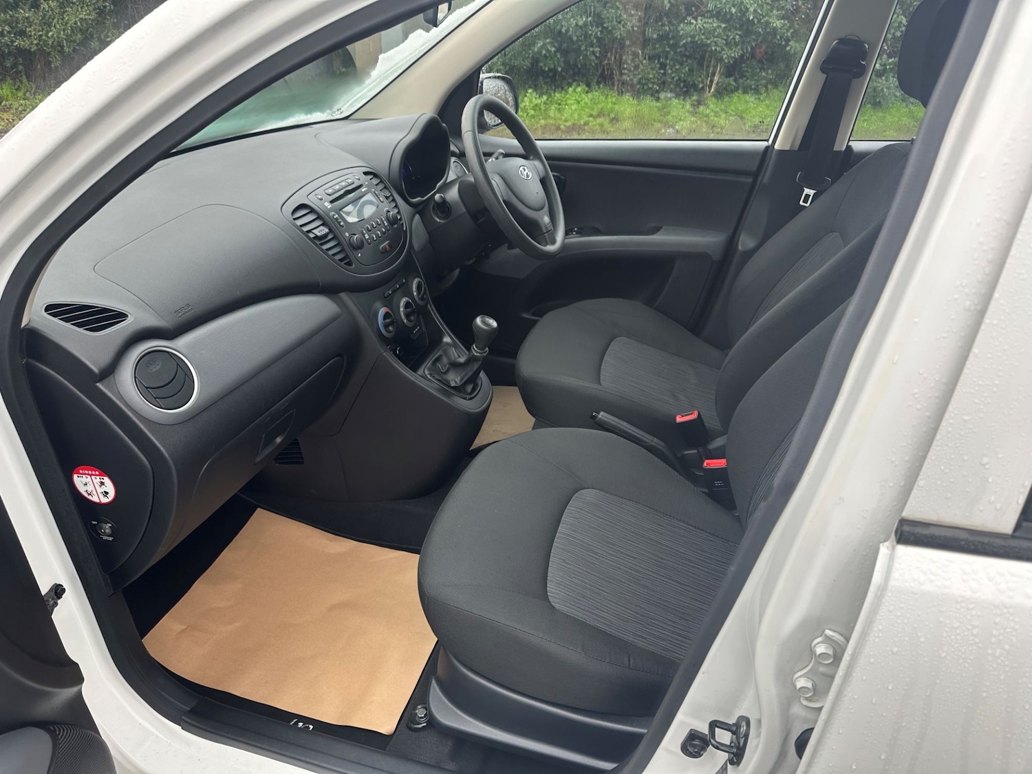 Used Hyundai i10 2014 for sale - 77431618: Photo 8