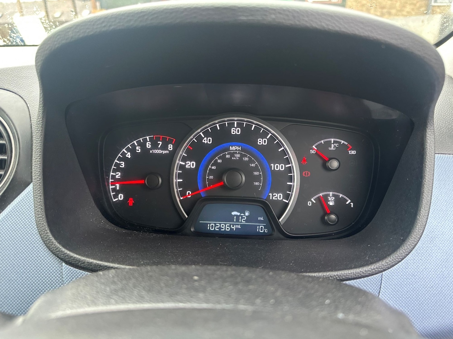 Used Hyundai i10 2014 for sale - 76541325: Photo 5