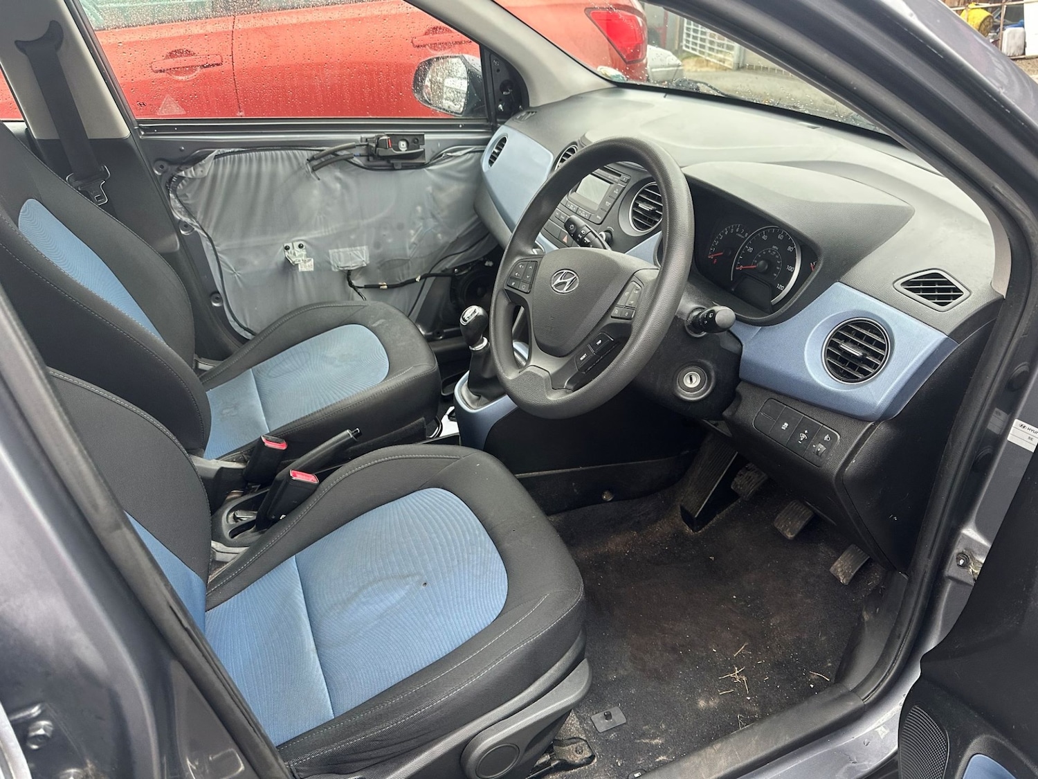 Used Hyundai i10 2014 for sale - 76541325: Photo 7