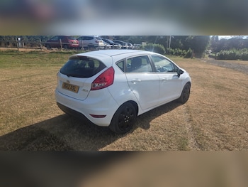 Used Ford Fiesta 2012 for sale - 79124377: Photo