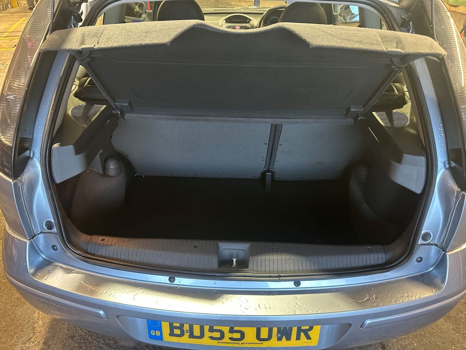 Used Vauxhall Corsa 2005 for sale - 77431689: Photo 12