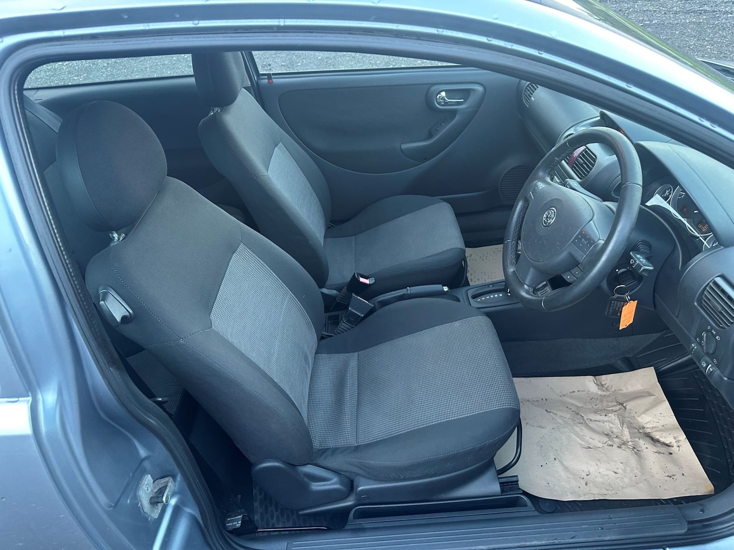 Used Vauxhall Corsa 2005 for sale - 77431689: Photo 6