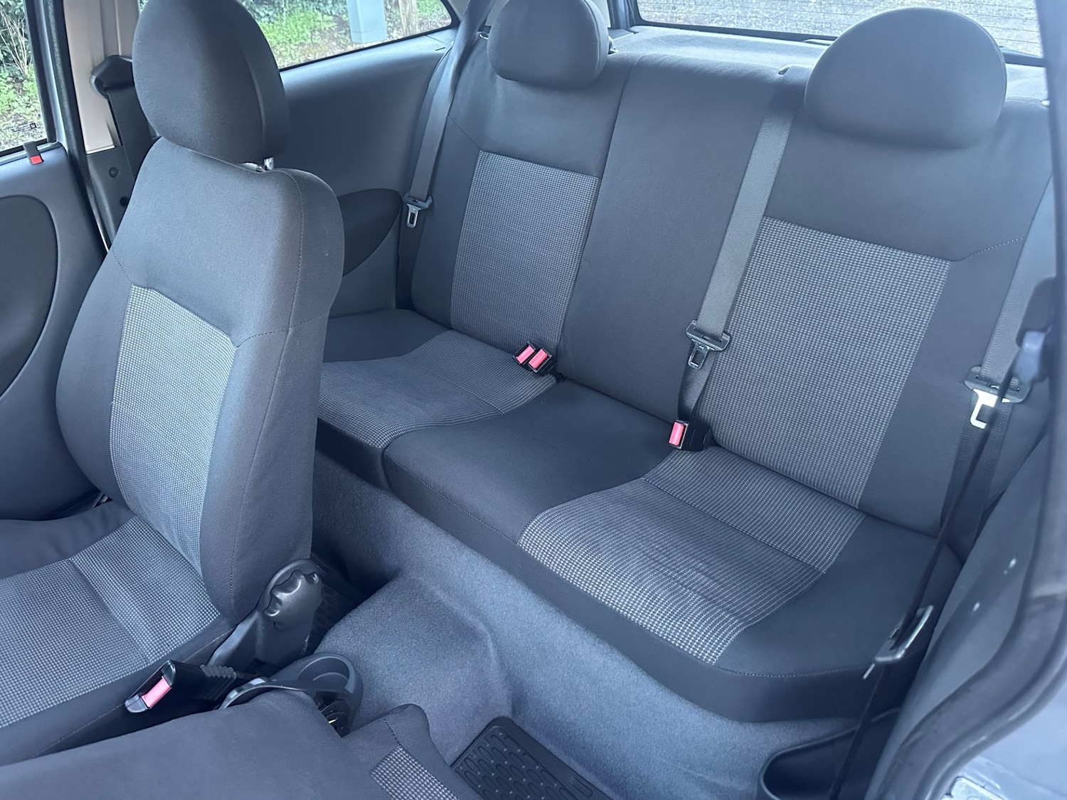 Used Vauxhall Corsa 2005 for sale - 77431689: Photo 9