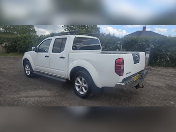 Used Nissan Navara 2013 for sale - 78555694: Photo