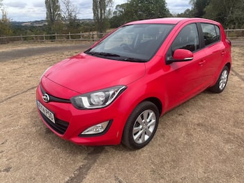 Used Hyundai i20 2014 for sale - 79583782: Photo