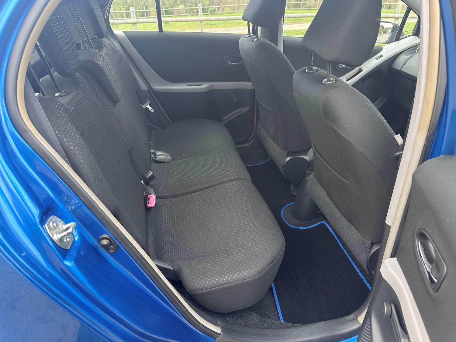 Used Toyota Yaris 2011 for sale - 78053417: Photo 7