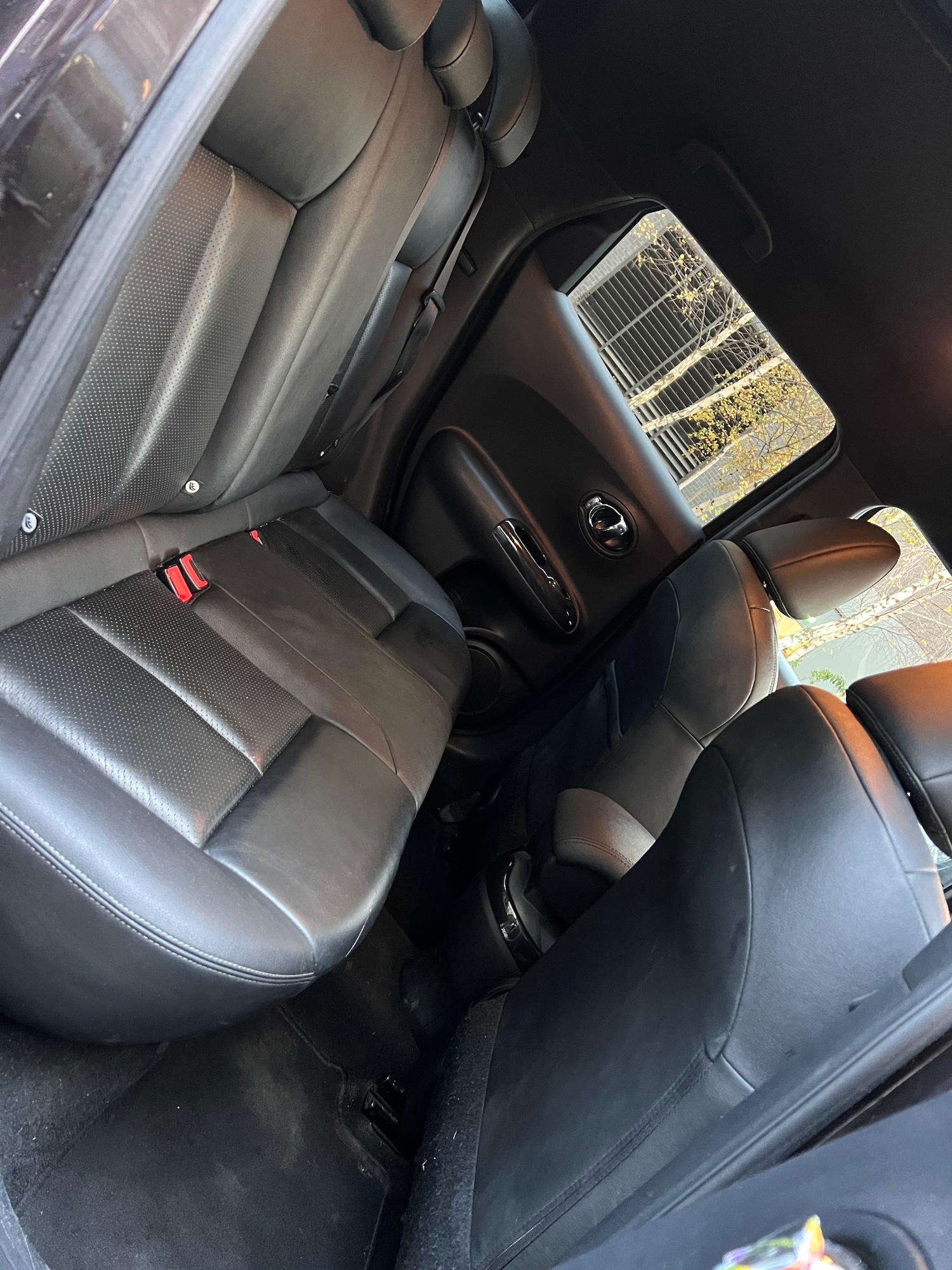 Used Nissan Juke 2015 for sale - 76631057: Photo 10