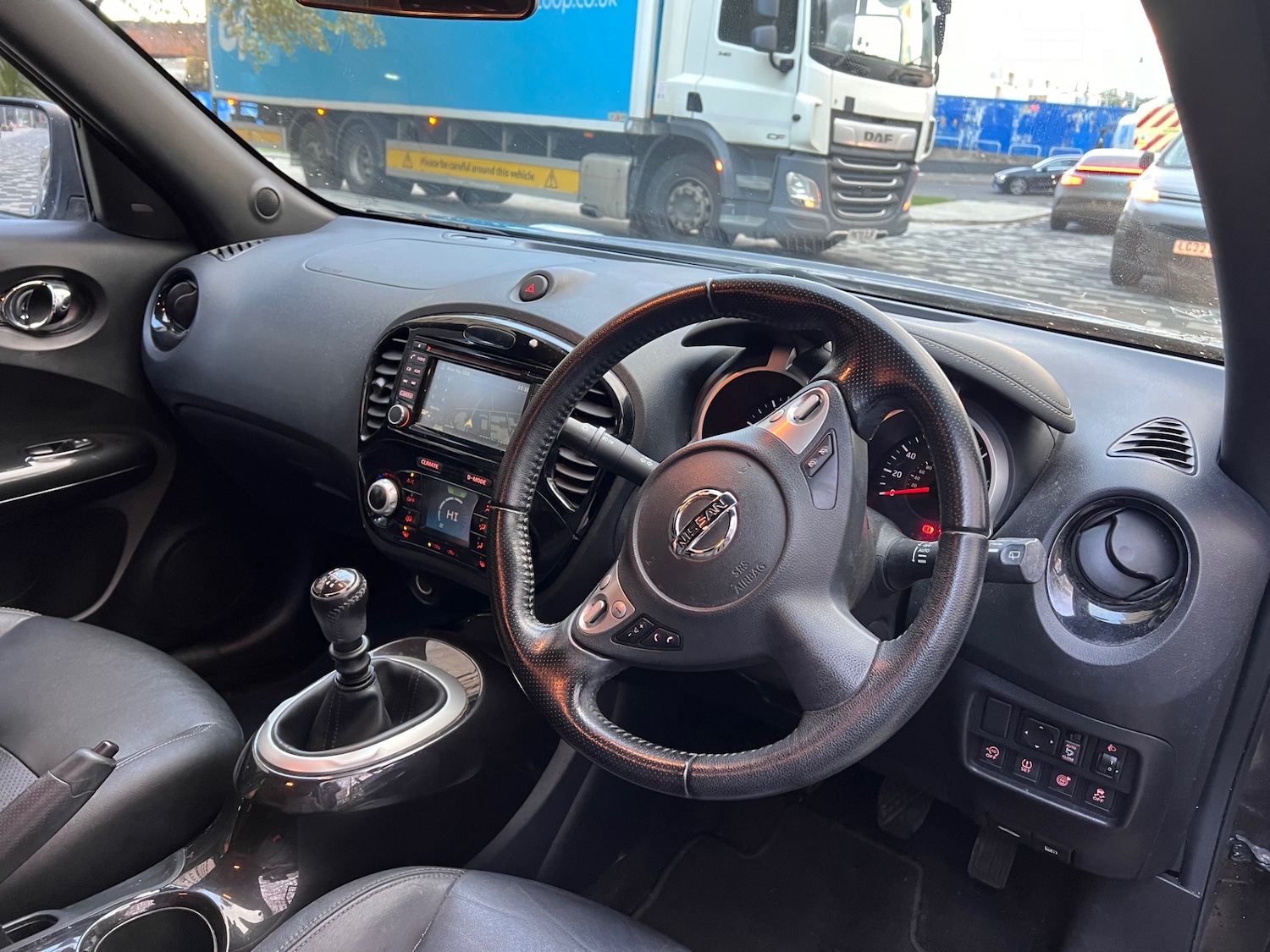 Used Nissan Juke 2015 for sale - 76631057: Photo 15