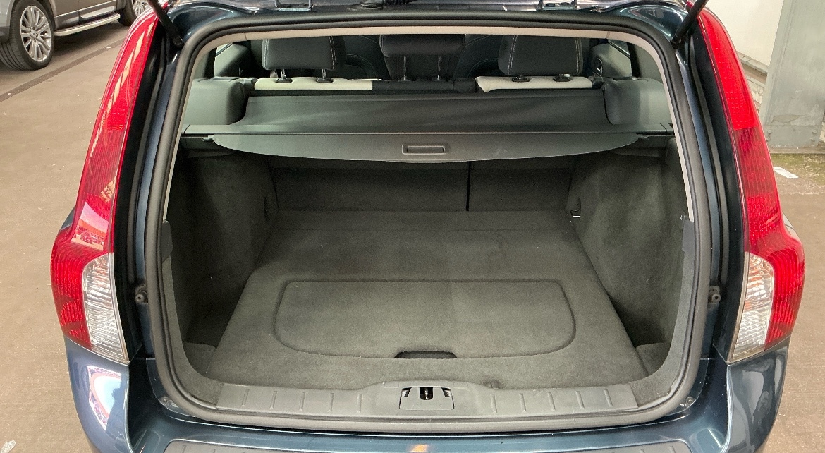 Used Volvo V50 2009 for sale - 76143929: Photo 7