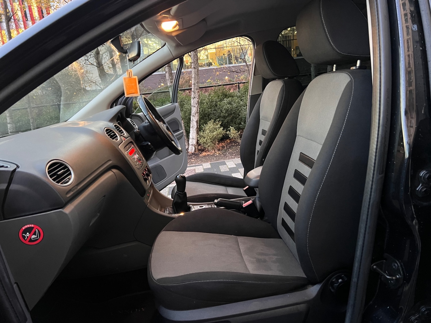 Used Ford Focus 2009 for sale - 76660035: Photo 12