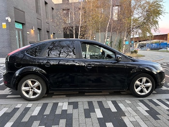 Used Ford Focus 2009 for sale - 76660035: Photo