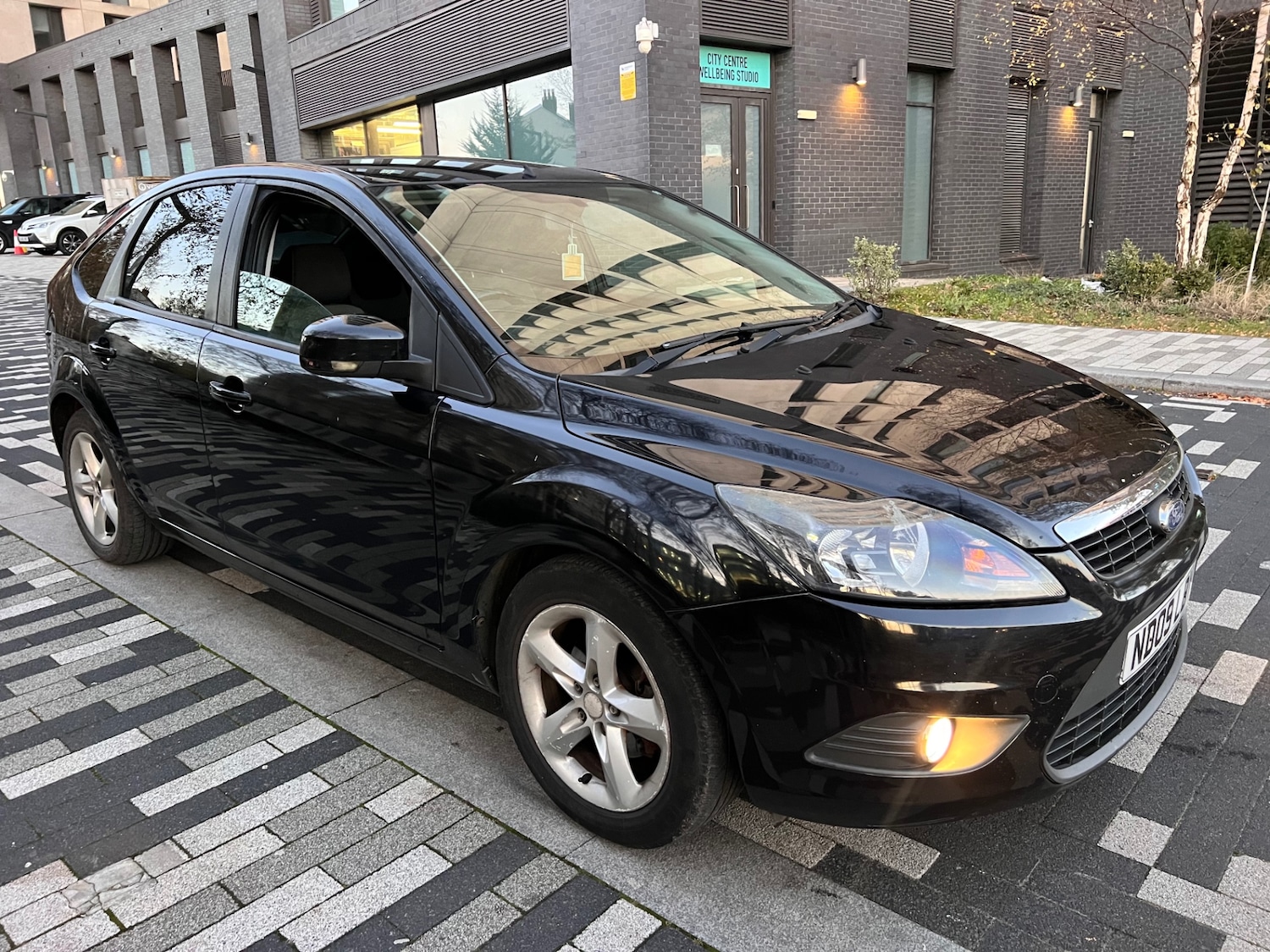 Used Ford Focus 2009 for sale - 76660035: Photo 5