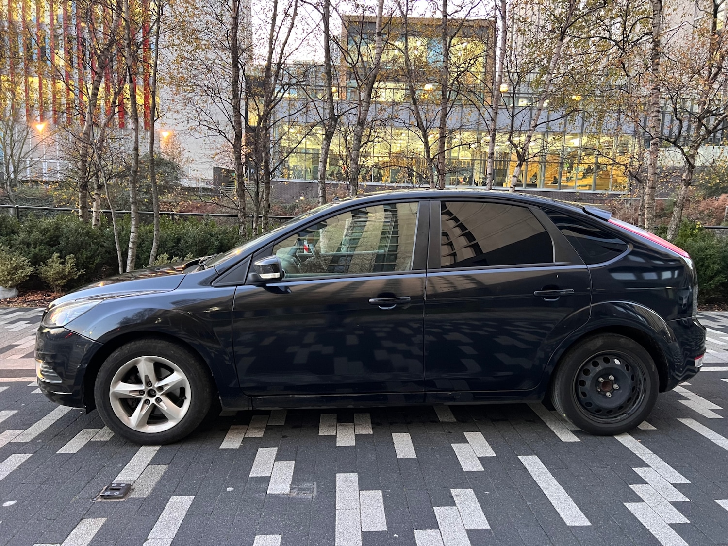 Used Ford Focus 2009 for sale - 76660035: Photo 8