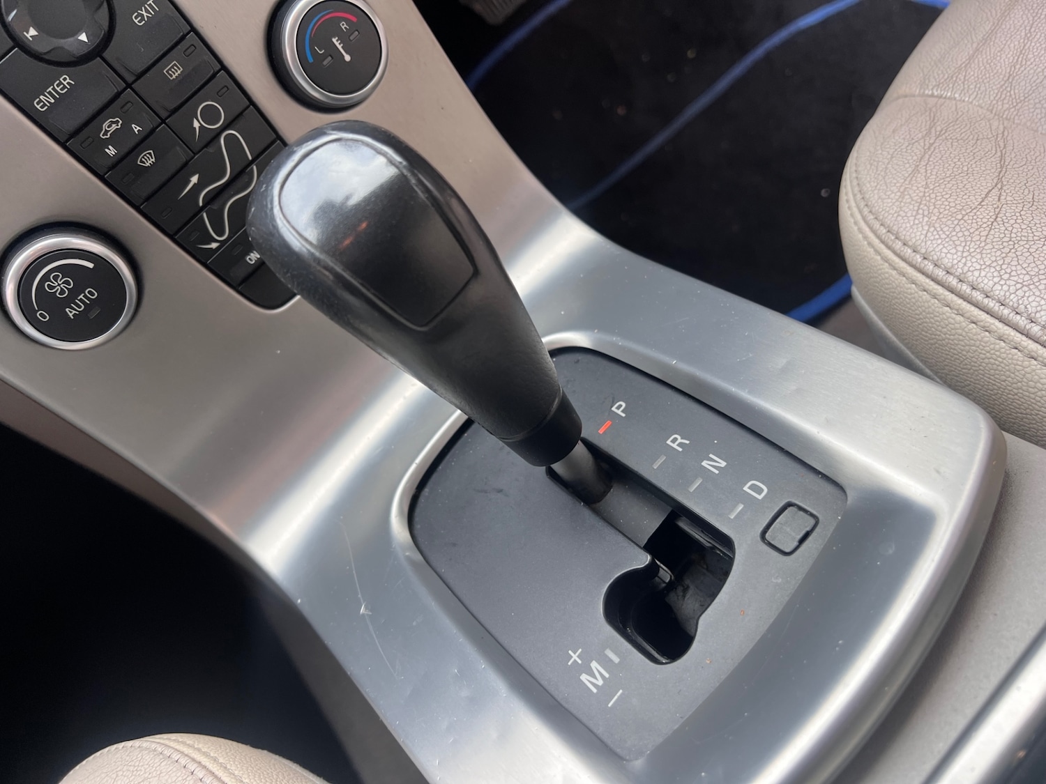 Used Volvo S40 2009 for sale - 76690088: Photo 12