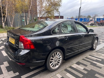 Used Volvo S40 2009 for sale - 76690088: Photo