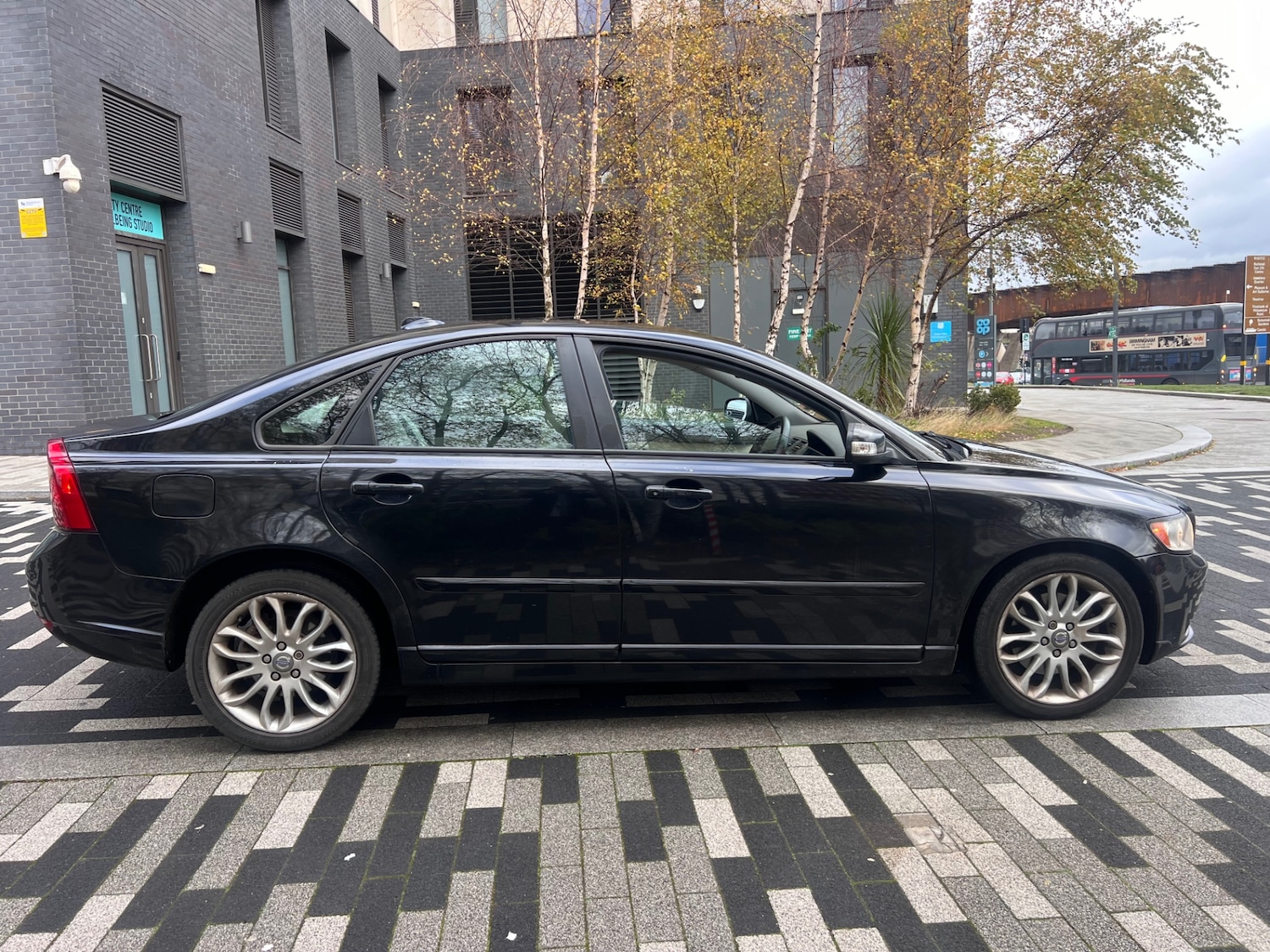 Used Volvo S40 2009 for sale - 76690088: Photo 5