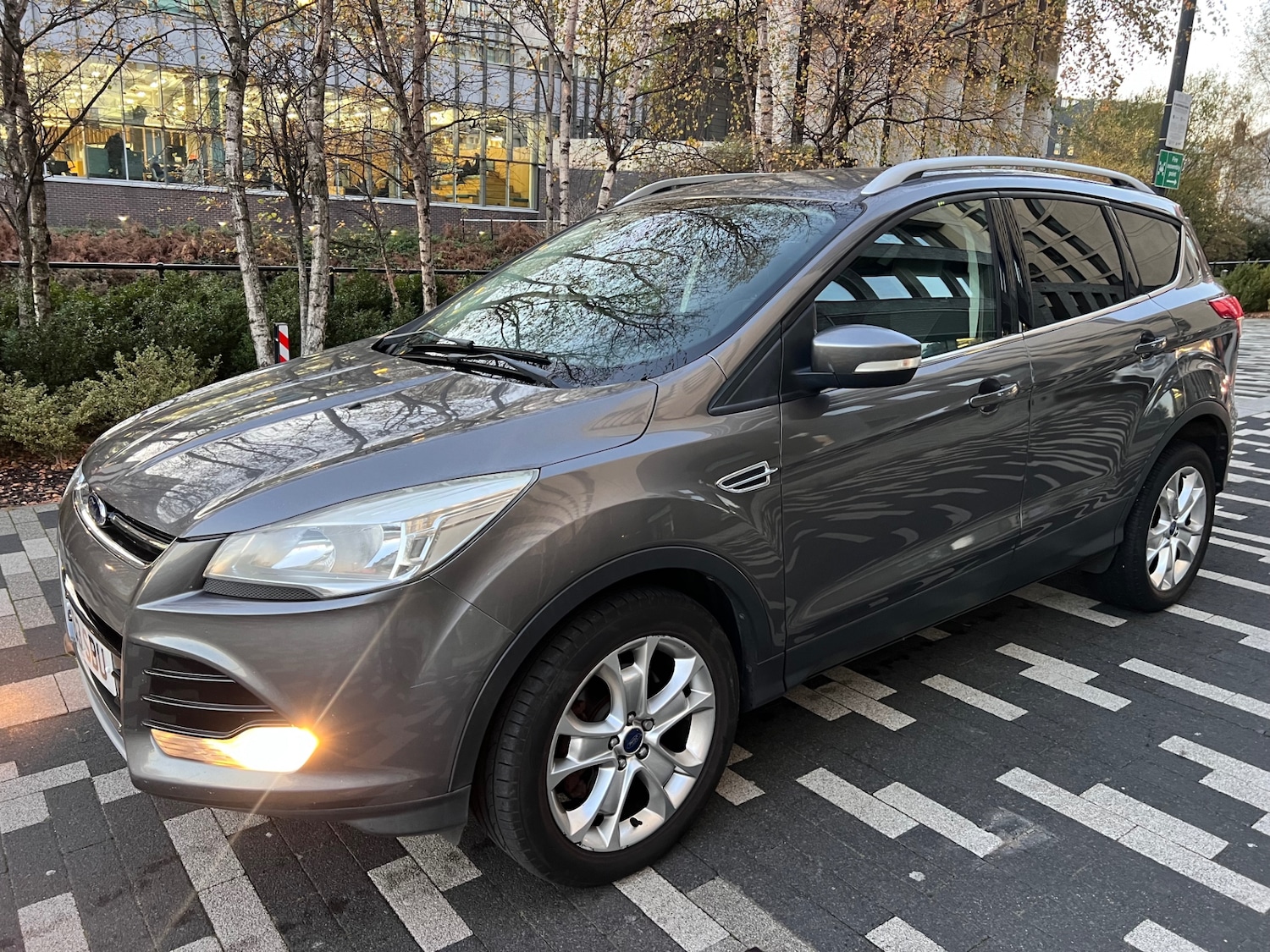 Used Ford Kuga 2013 for sale - 76660128: Photo 2