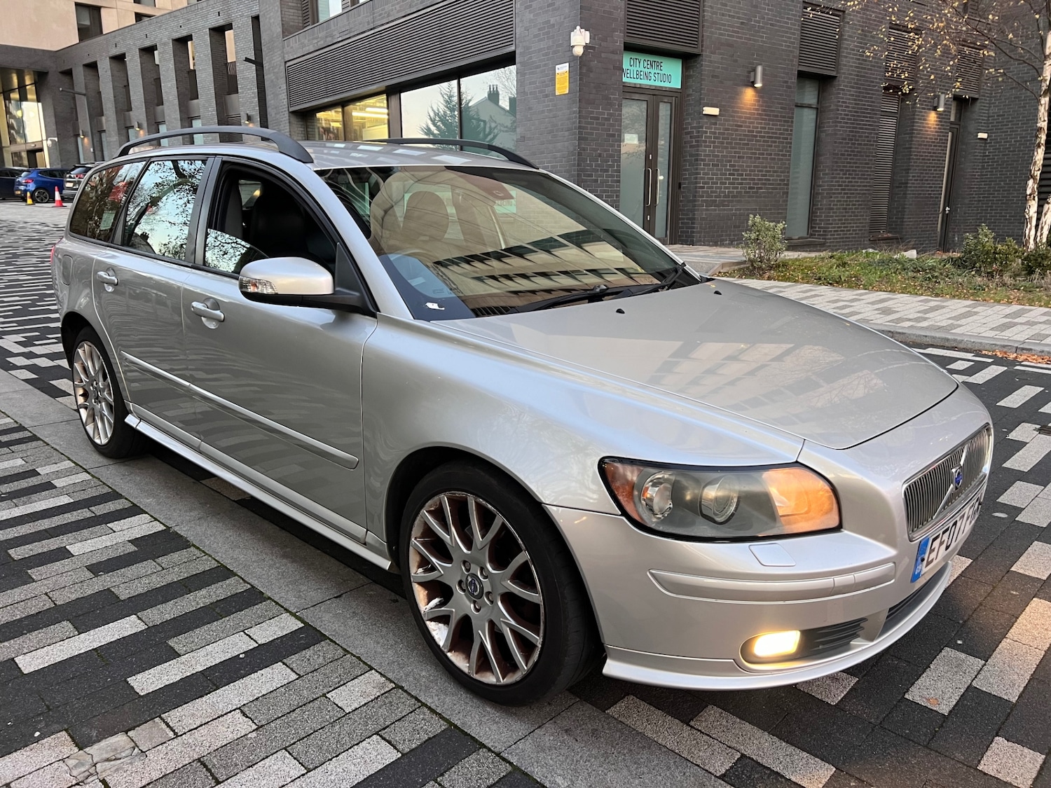 Used Volvo V50 2007 for sale - 76627393: Photo 8