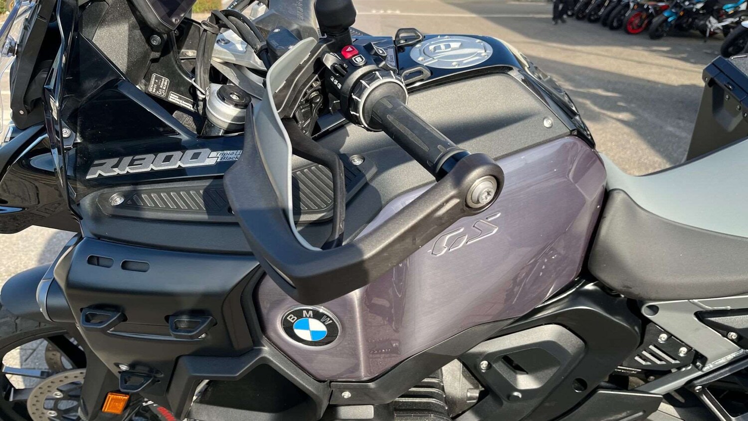 BMW R1300