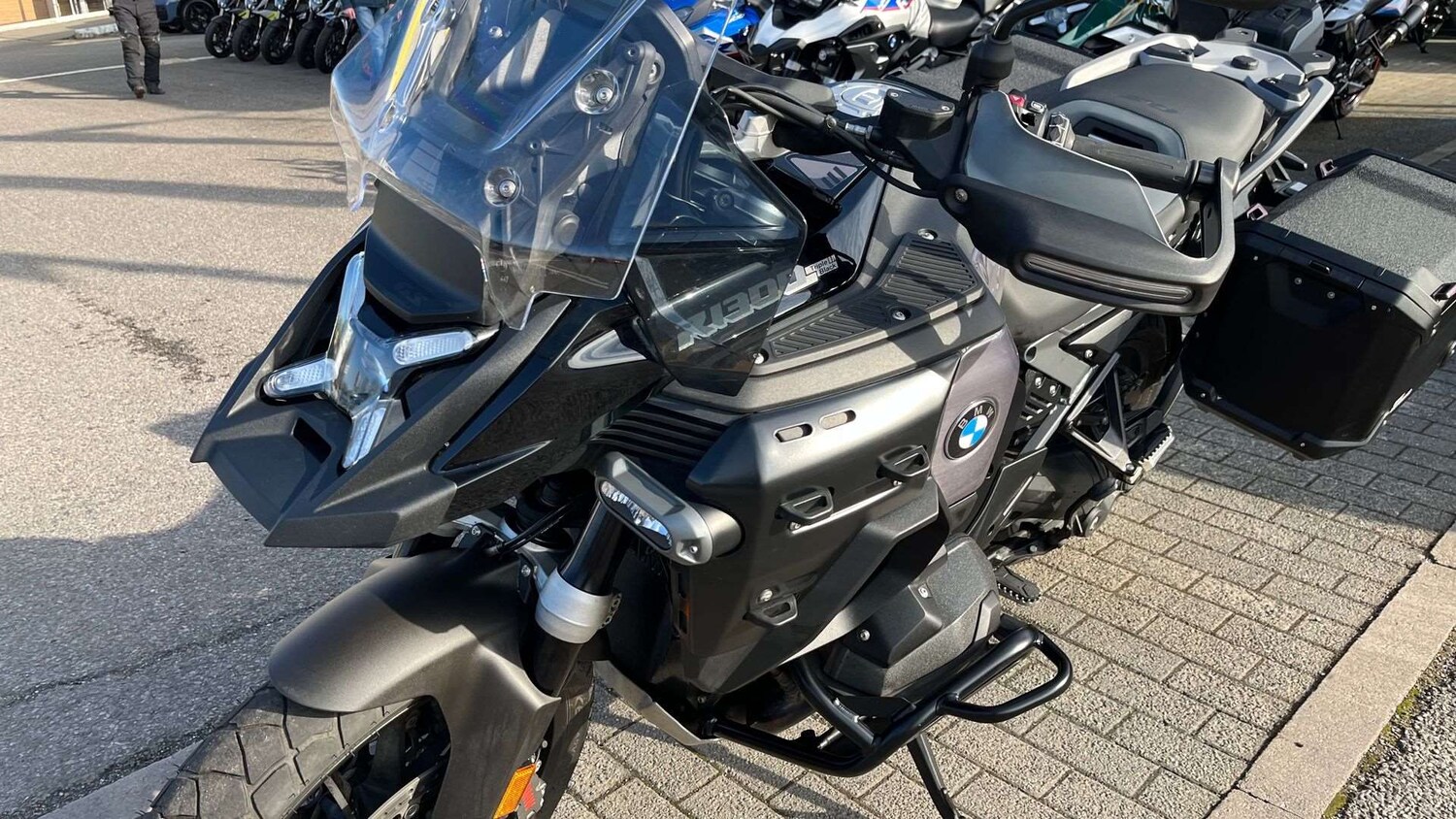 BMW R1300