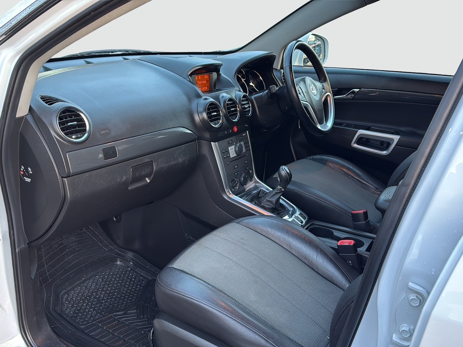 Used Vauxhall Antara 2012 for sale - 77368809: Photo 10