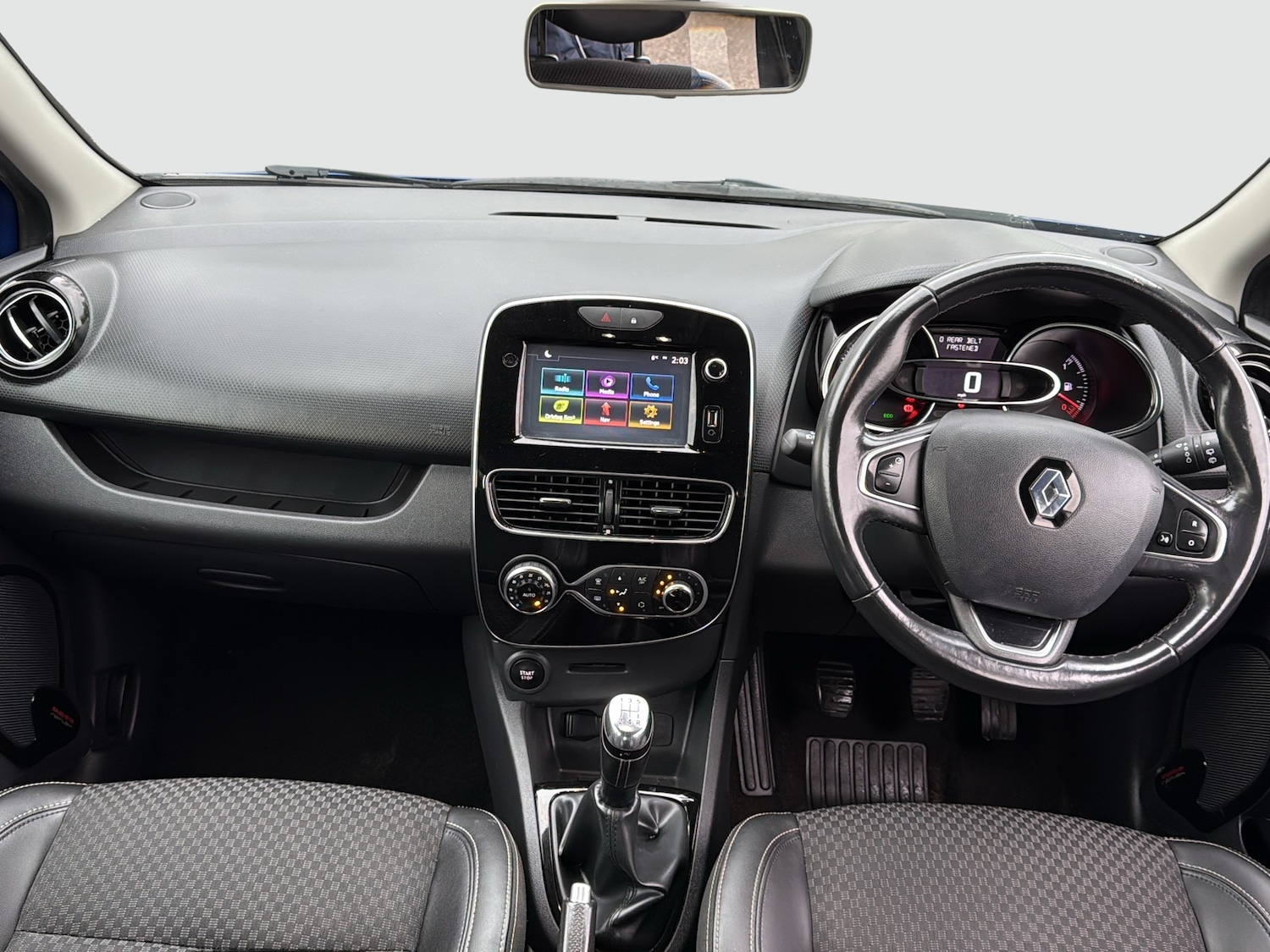 Used Renault Clio 2018 for sale - 76836519: Photo 7