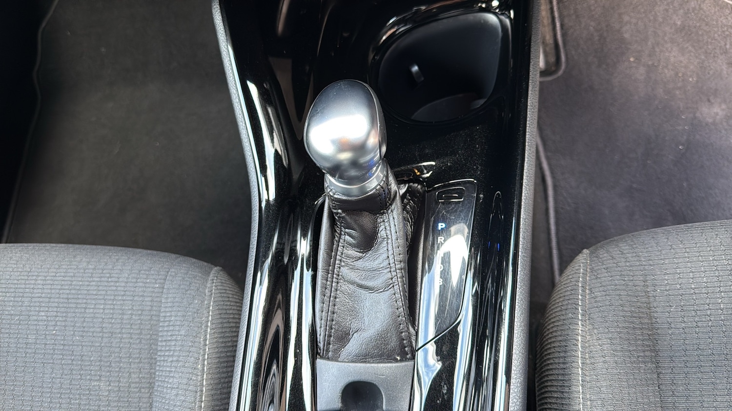 Used Toyota C-HR 2018 for sale - 78016051: Photo 13