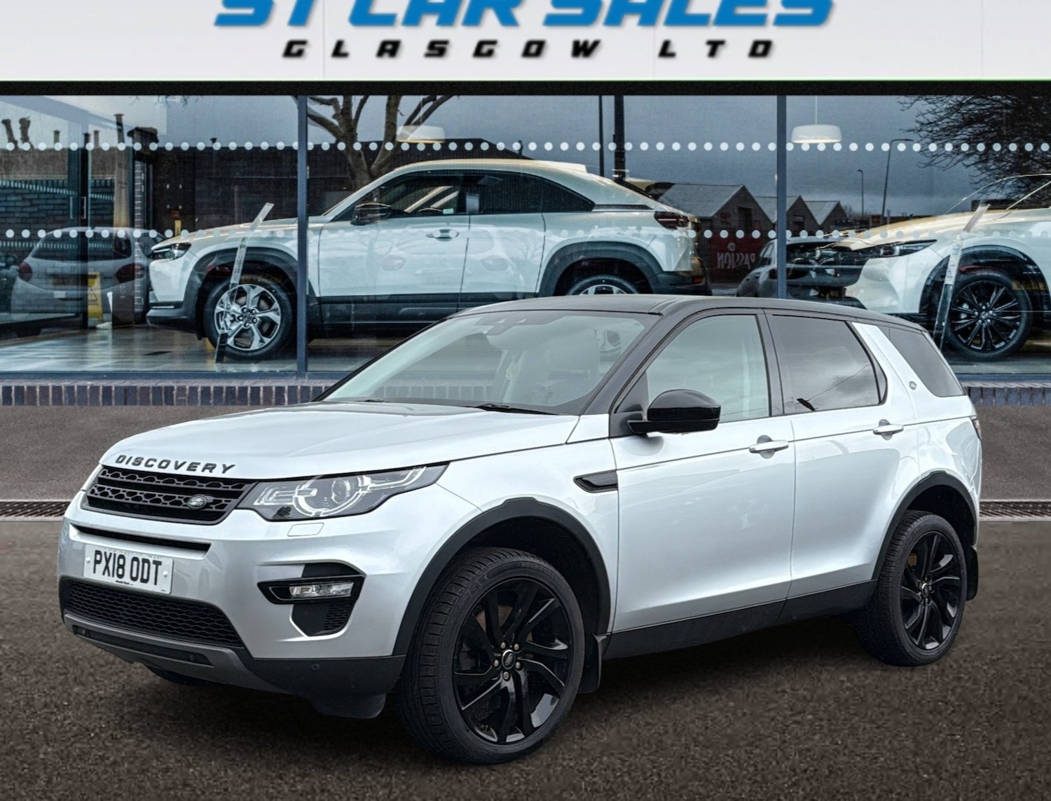 Used Land Rover Discovery Sport 2018 for sale - 77106830: Photo 2