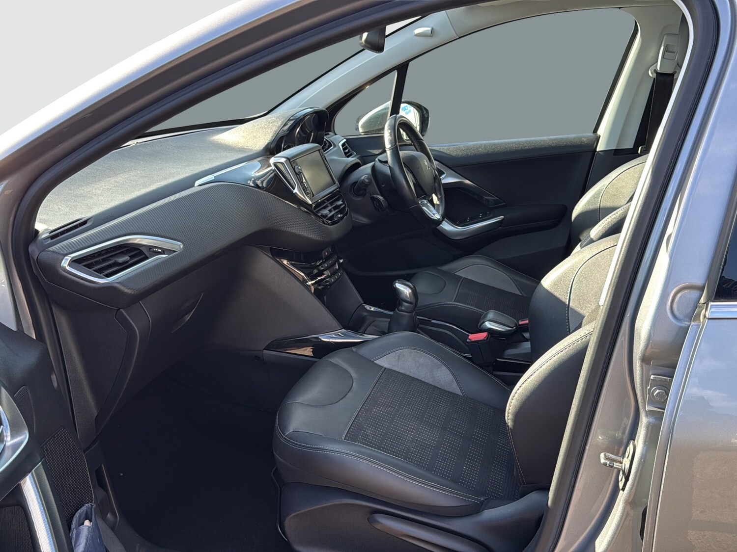 Used Peugeot 2008 for sale - 77981434: Photo 12