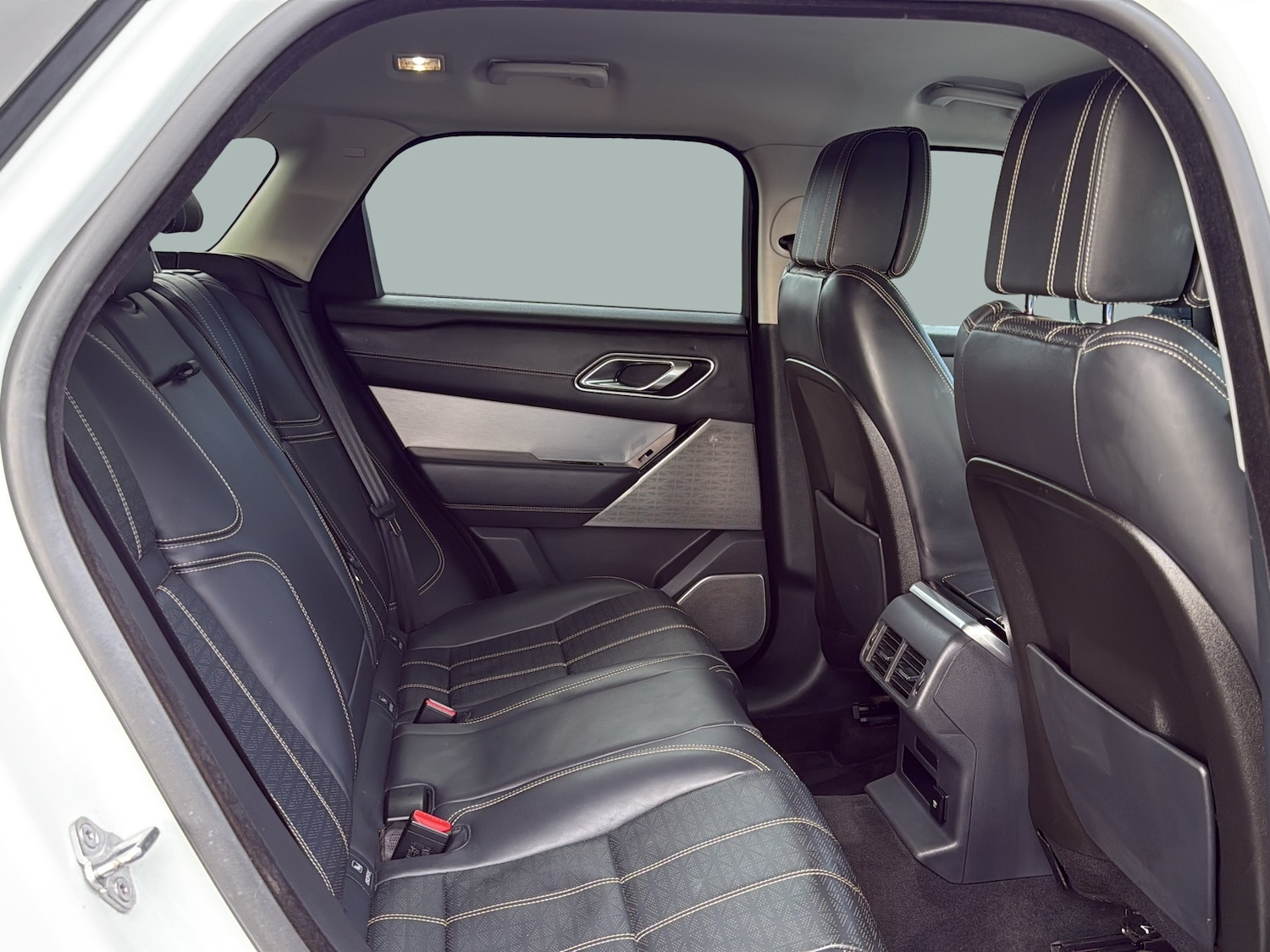 Used Land Rover Range Rover Velar 2018 for sale - 78145737: Photo 10