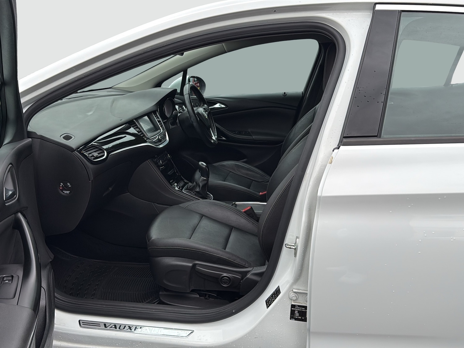 Used Vauxhall Astra 2017 for sale - 76198120: Photo 9