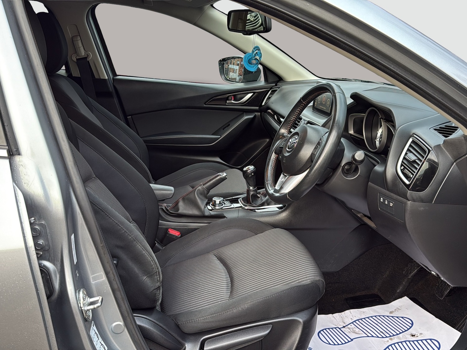 Used Mazda Mazda3 2016 for sale - 76847944: Photo 9