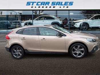 Used Volvo V40 2013 for sale - 79636806: Photo
