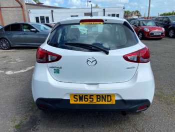 Used Mazda Mazda2 2015 for sale - 75089055: Photo