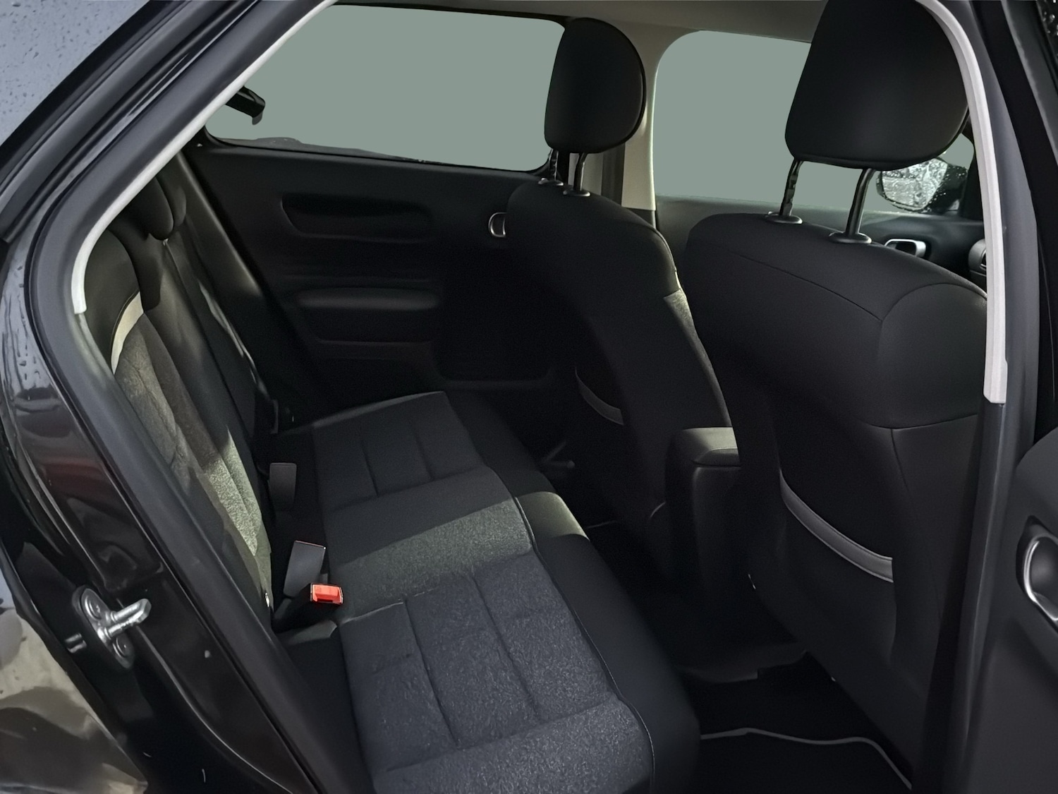 Used Citroen C4 Cactus 2018 for sale - 76670484: Photo 8