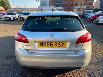 Used Peugeot 308 2016 for sale - 75561874: Photo
