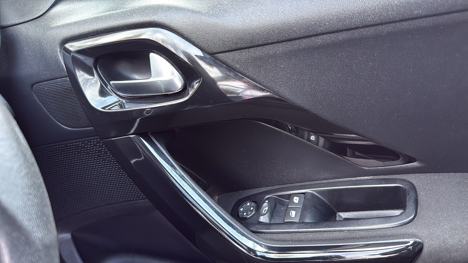 Used Peugeot 208 2015 for sale - 77703281: Photo 13