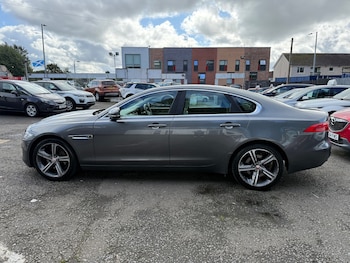 Used Jaguar XF 2016 for sale - 75948147: Photo
