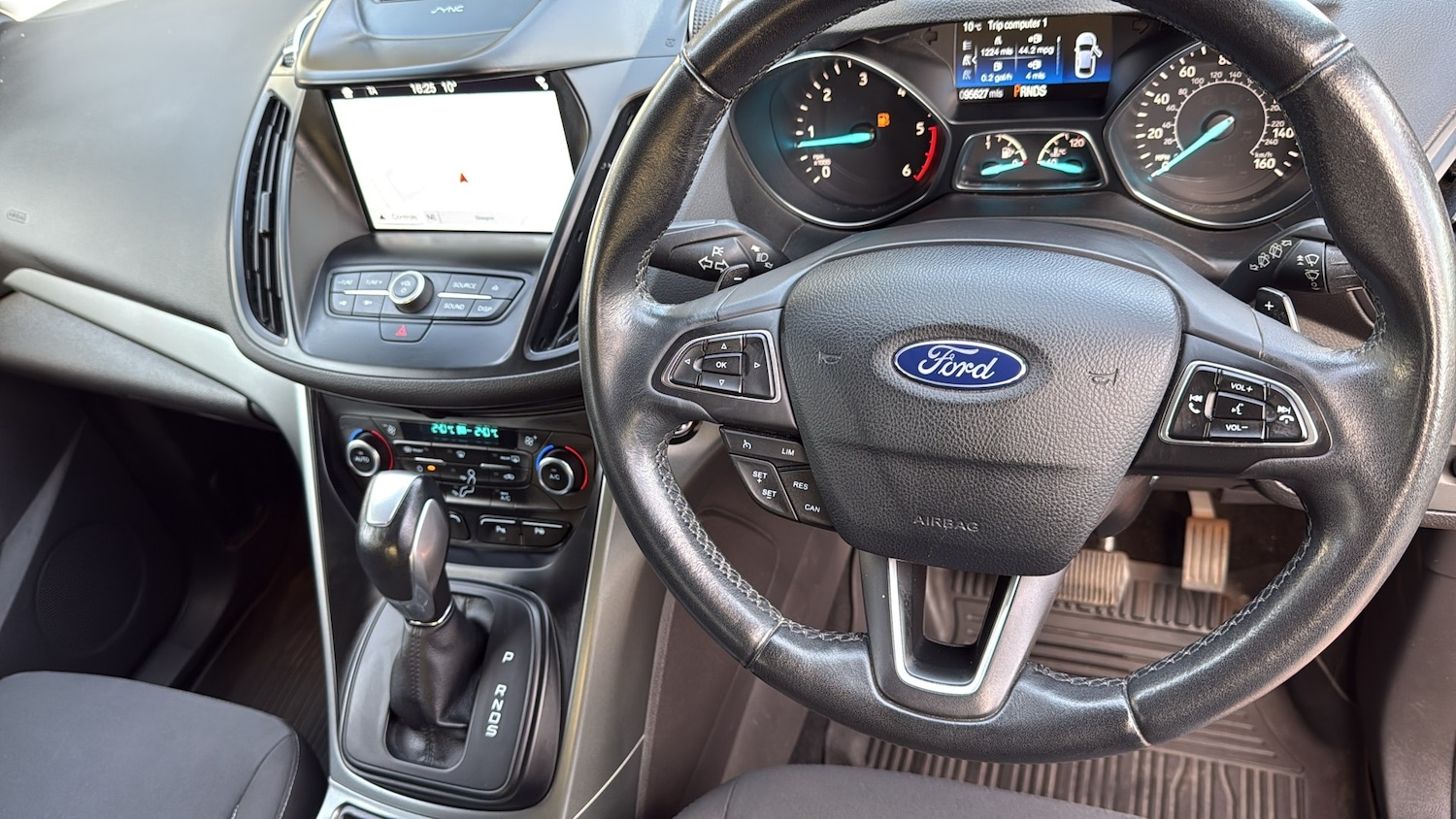 Used Ford Kuga 2017 for sale - 76357825: Photo 12