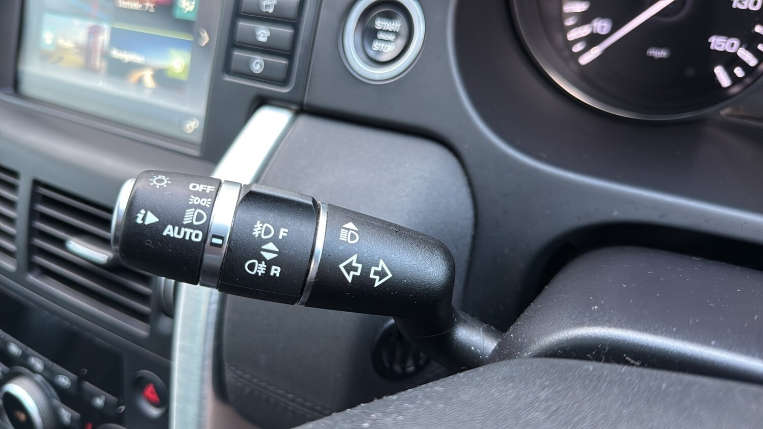 Used Land Rover Discovery Sport 2015 for sale - 77480298: Photo 16