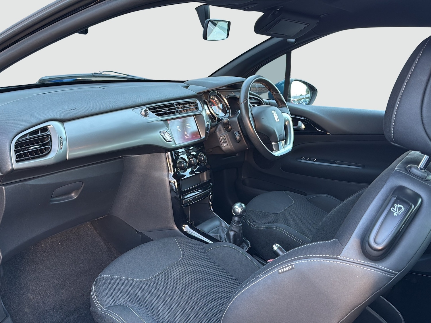 Used DS Automobiles DS 3 2017 for sale - 77378290: Photo 9