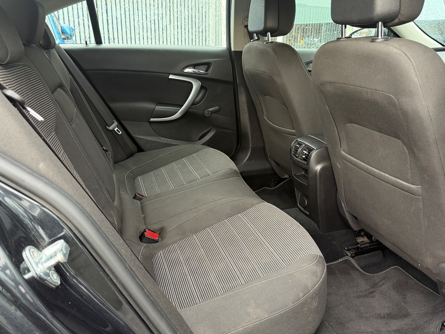 Used Vauxhall Insignia 2012 for sale - 76650372: Photo 10