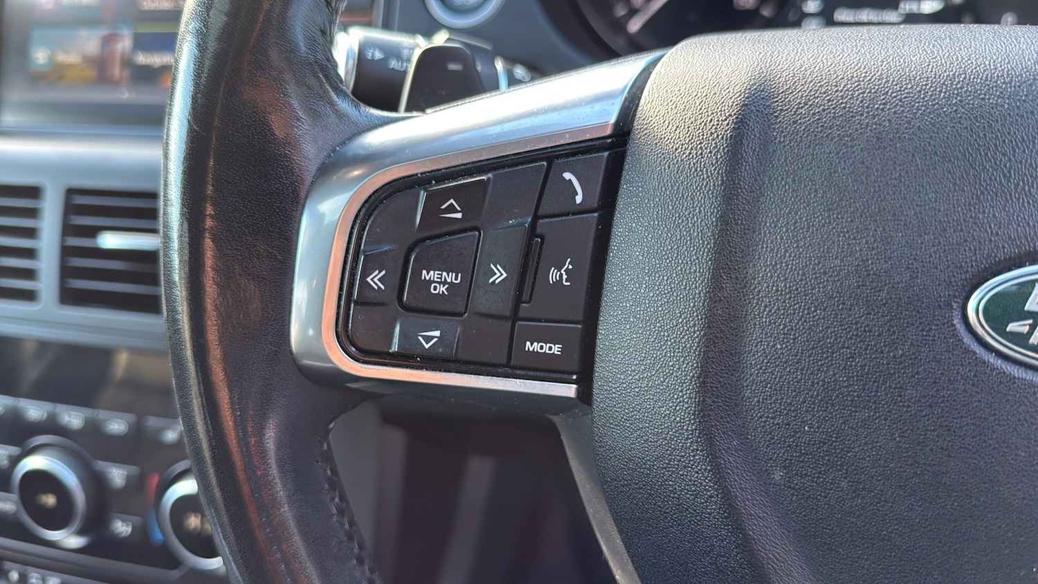 Used Land Rover Discovery Sport 2018 for sale - 76581271: Photo 12