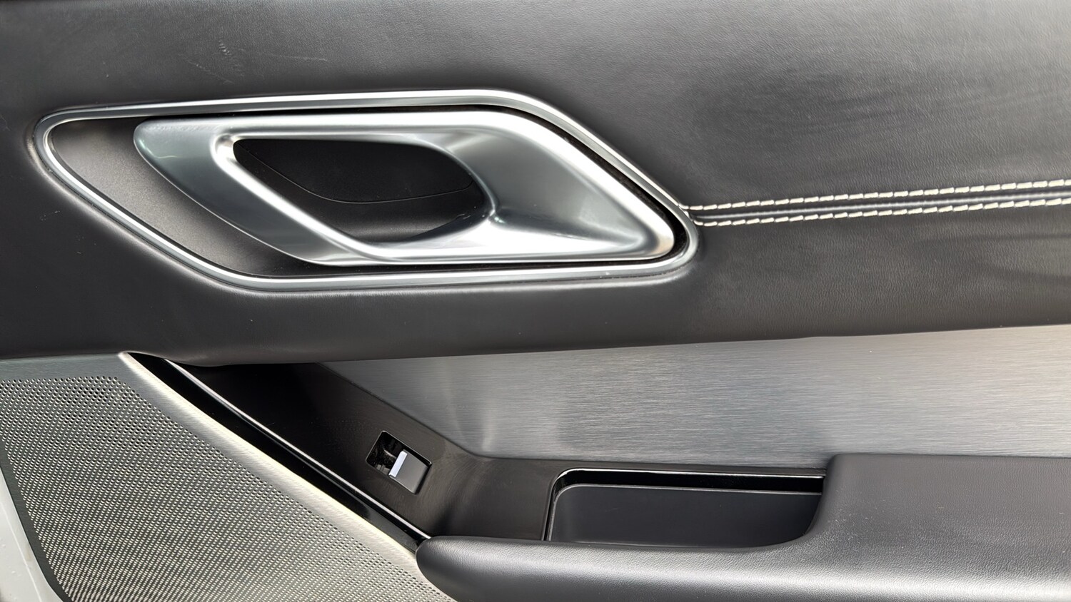 Used Land Rover Range Rover Velar for sale - 77688211: Photo 14