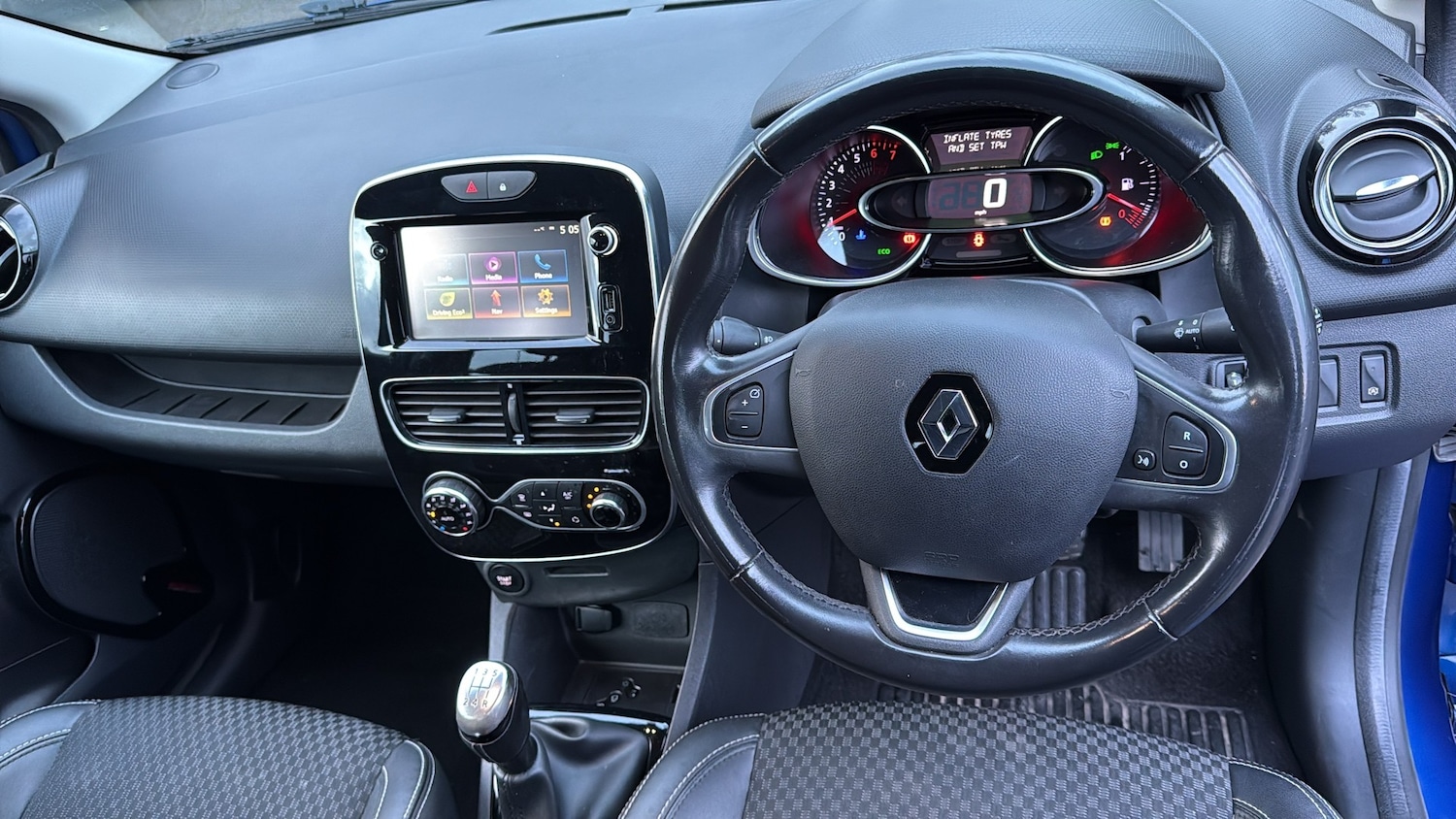 Used Renault Clio 2017 for sale - 78129198: Photo 15